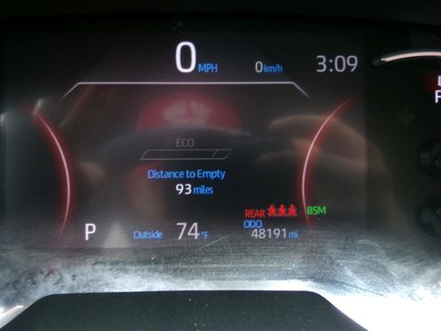 Used 2023 Toyota RAV4 Adventure image 9