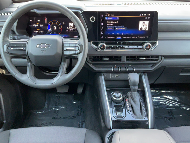Used 2025 Chevrolet Colorado Trail Boss AWD/4WD image 12