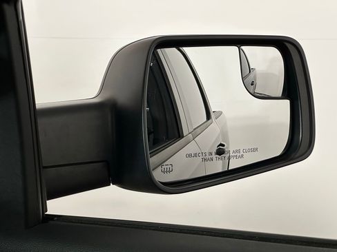 Used 2022 RAM 1500 Big Horn image 24