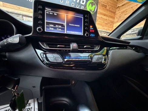 Used 2019 Toyota C-HR LE image 18
