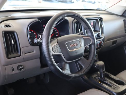 Used 2016 GMC Canyon 2WD Crew Cab w/ Convenience Package image 15