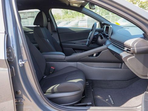 New 2026 Hyundai Elantra Sport image 8