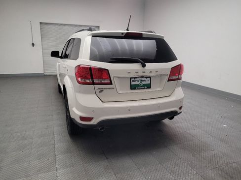 Used 2018 Dodge Journey SXT w/ Blacktop Package AWD/4WD image 6