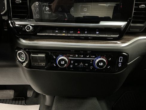 Used 2026 GMC Sierra 1500 Elevation AWD/4WD image 20
