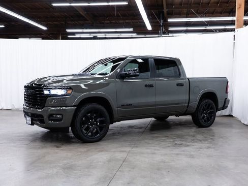 New 2026 RAM 1500 Laramie AWD/4WD image 3