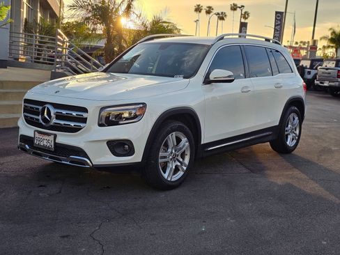 Used 2022 Mercedes-Benz GLB 250 4MATIC image 3