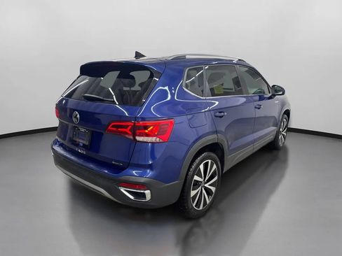 Used 2022 Volkswagen Taos SE image 8