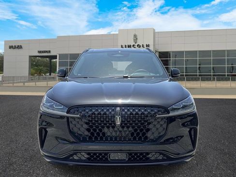 New 2026 Lincoln Aviator Black Label w/ Jet Appearance Package AWD/4WD image 8