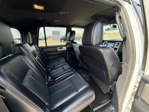 Used 2017 Ford Expedition EL Limited image 20