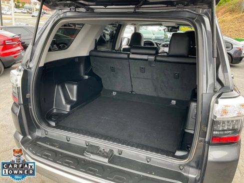 Used 2023 Toyota 4Runner TRD Off-Road Premium w/ Moonroof Package AWD/4WD image 8
