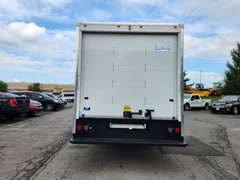 New 2027 Ford E-450 and Econoline 450 Super Duty w/ Power Equipment Group RWD image 4