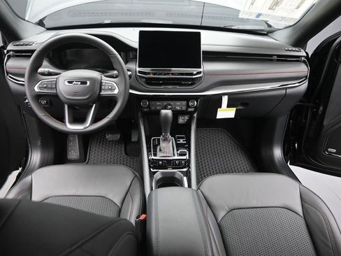 New 2026 Jeep Compass Trailhawk image 23