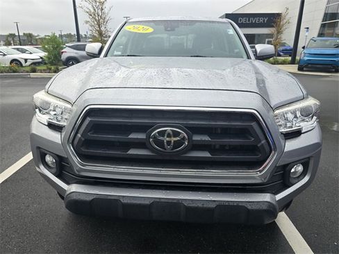 Used 2020 Toyota Tacoma SR5 image 21