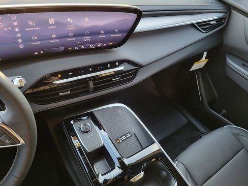 New 2026 Buick Enclave Preferred w/ Power Package image 8