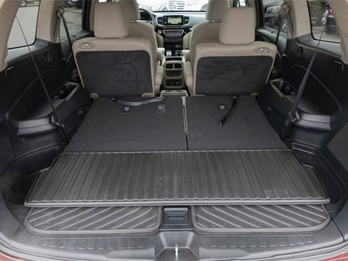 Used 2022 Honda Pilot Touring image 29