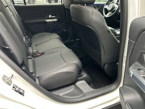 New 2026 Mercedes-Benz GLB 250 image 39