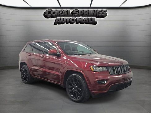 Used 2019 Jeep Grand Cherokee Altitude RWD image 1
