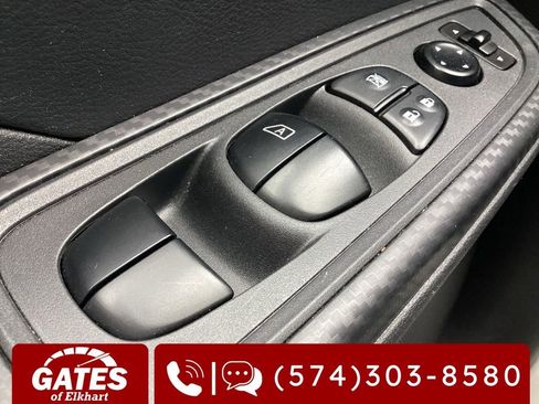 Used 2025 Nissan Versa SV FWD image 20