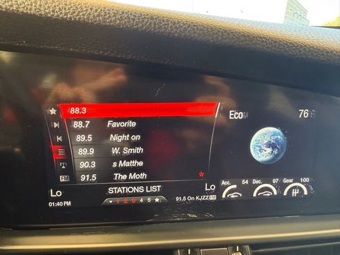 Used 2017 Alfa Romeo Giulia image 34