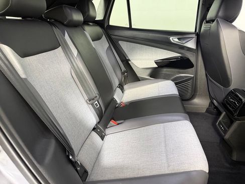 Used 2023 Volkswagen ID.4 Pro RWD image 29