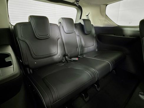 New 2026 INFINITI QX80 Luxe w/ Cargo Package image 36