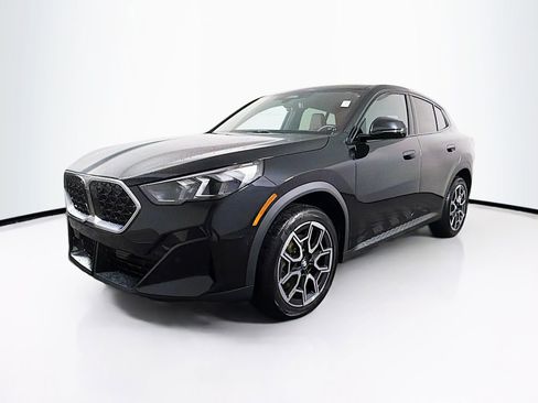 Used 2024 BMW X2 xDrive28i image 3