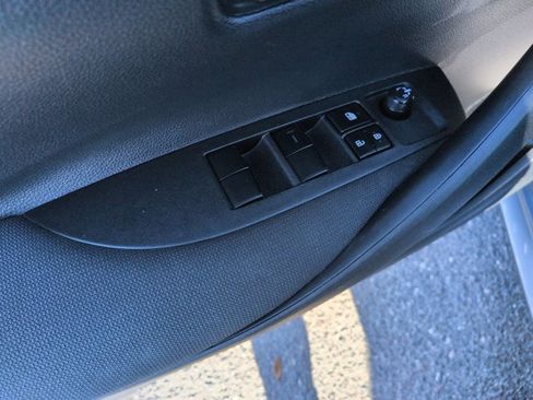 Used 2025 Toyota Corolla LE image 11