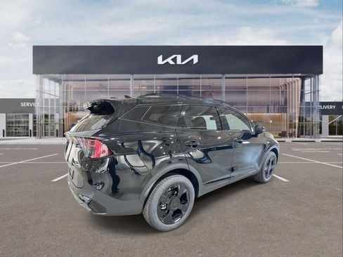 New 2026 Kia Sportage X-Line w/ X-Line Premium Package AWD/4WD image 8