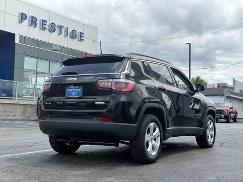 Used 2019 Jeep Compass Latitude w/ Popular Equipment Group AWD/4WD image 11