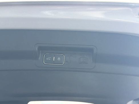 New 2026 Ford Explorer Active RWD image 17