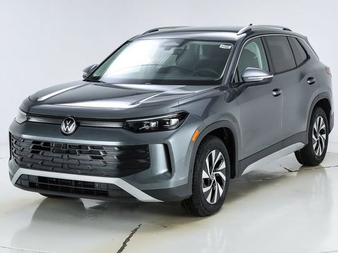 New 2026 Volkswagen Tiguan S FWD image 1