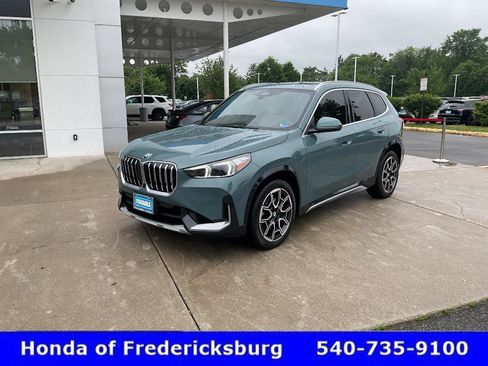Used 2025 BMW X1 xDrive28i w/ Premium Package AWD/4WD image 2