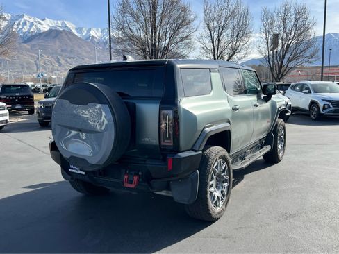 Used 2024 GMC Hummer EV 3X w/ LPO, Illumination Package AWD/4WD image 8