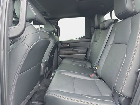 Used 2025 Toyota Tacoma Limited AWD/4WD image 14