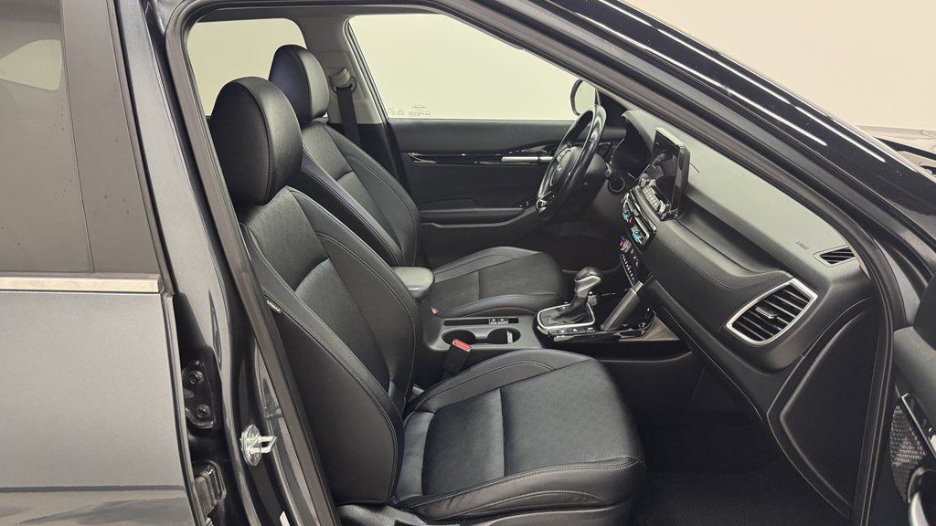 Used 2022 Kia Seltos SX w/ Sunroof Package AWD/4WD image 24
