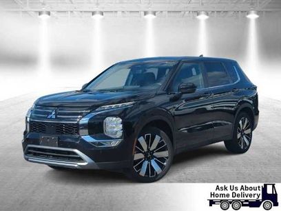 Used 2025 Mitsubishi Outlander SE