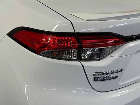 Used 2020 Toyota Corolla SE image 36
