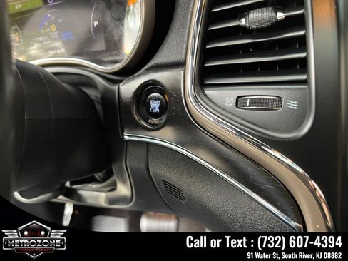 Used 2016 Jeep Grand Cherokee Limited AWD/4WD image 36
