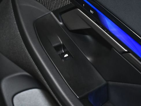 Used 2025 BMW M5 w/ Executive Package AWD/4WD image 20