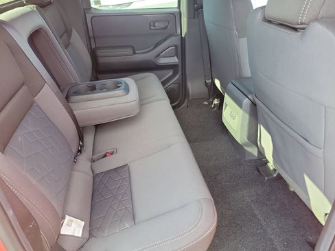 New 2026 Nissan Frontier SV w/ Tow Package AWD/4WD image 13