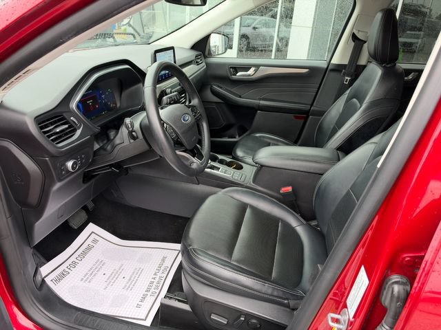 Used 2022 Ford Escape Titanium FWD image 14
