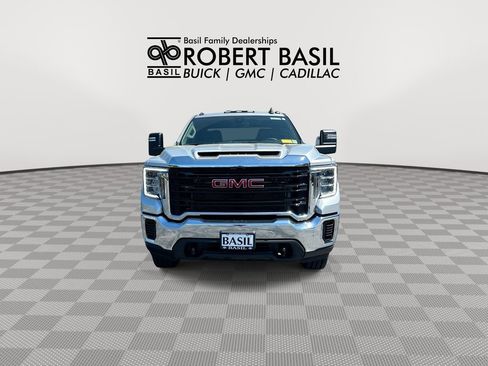 Used 2021 GMC Sierra 2500 4x4 Crew Cab w/ Convenience Package image 3