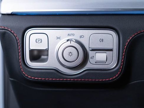 Certified 2024 Mercedes-Benz GLE 63 AMG S image 31