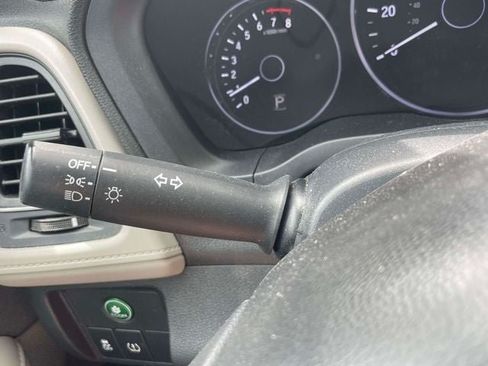 Used 2021 Honda HR-V LX image 24