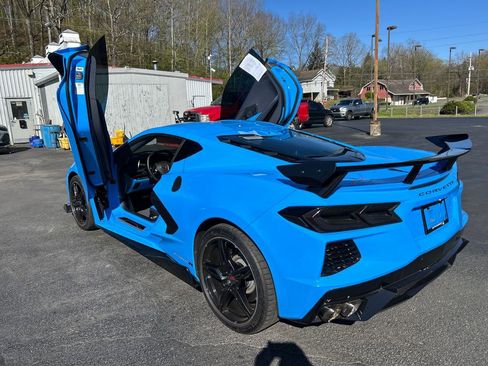 Used 2022 Chevrolet Corvette Stingray Premium Cpe w/ Z51 Performance Package RWD image 39