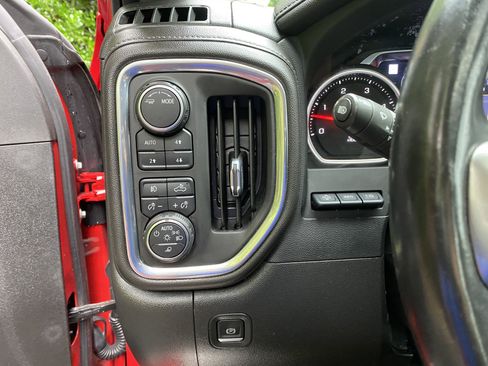 Used 2022 Chevrolet Silverado 2500 LTZ w/ LTZ Premium Package AWD/4WD image 19
