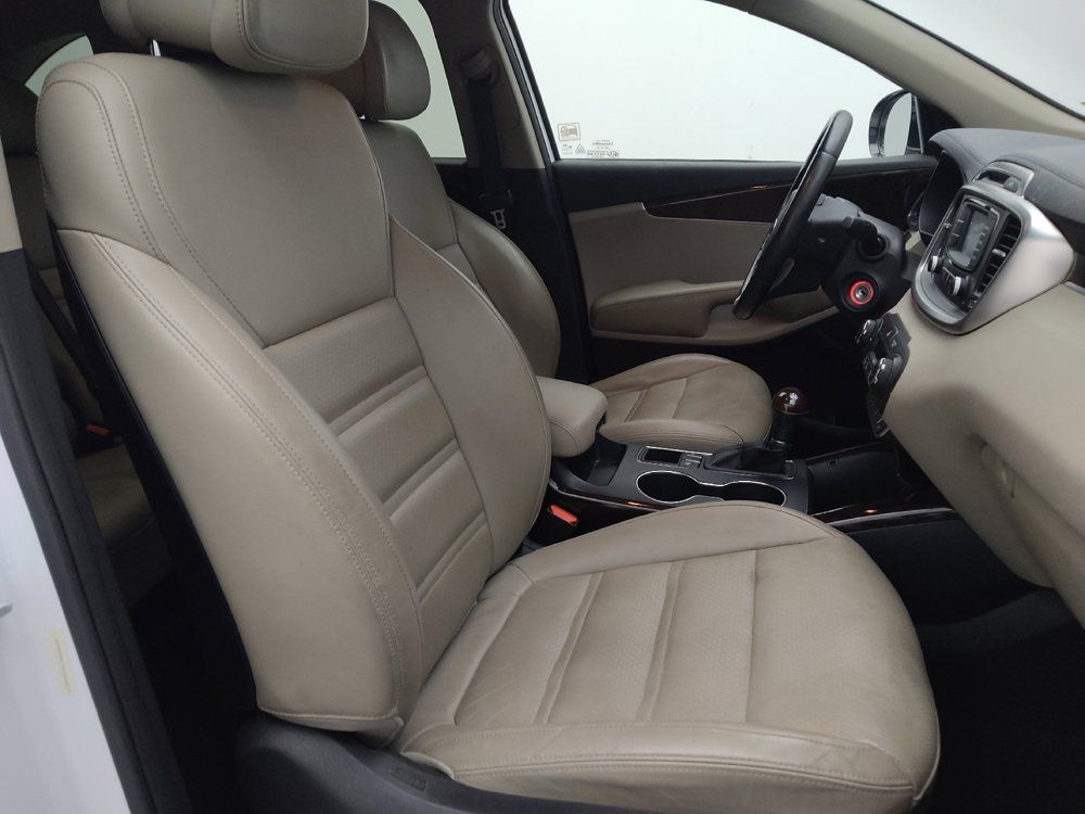 Used 2016 Kia Sorento EX FWD image 21