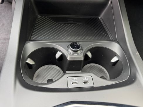 Used 2025 BMW 228i xDrive w/ Technology Package AWD/4WD image 19
