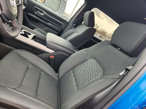 New 2026 RAM 1500 4x4 Crew Cab image 13