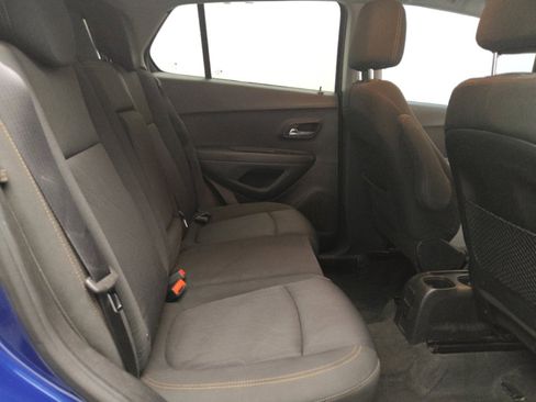 Used 2017 Chevrolet Trax LT image 19